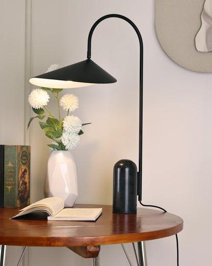 Arum Marble Table Lamp - Nuvé