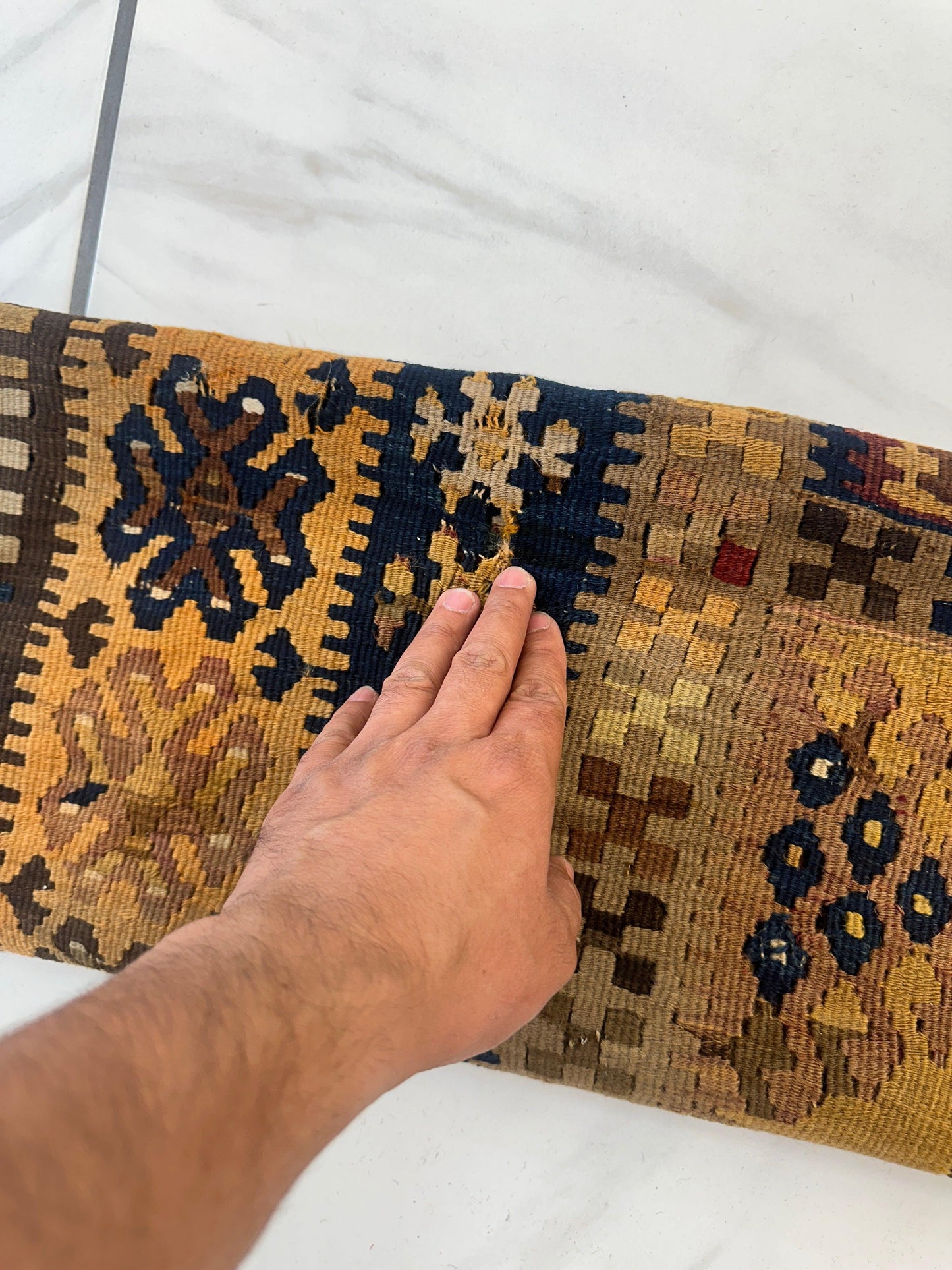 Antique Anatolian Wool Prayer Rug 4’ x 6’6” - Nuvé