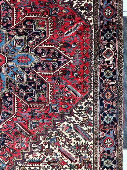 Hand-Knotted Persian Heriz Wool Rug – 9’ x 12’ – Geometric Medallion Design - Nuvé