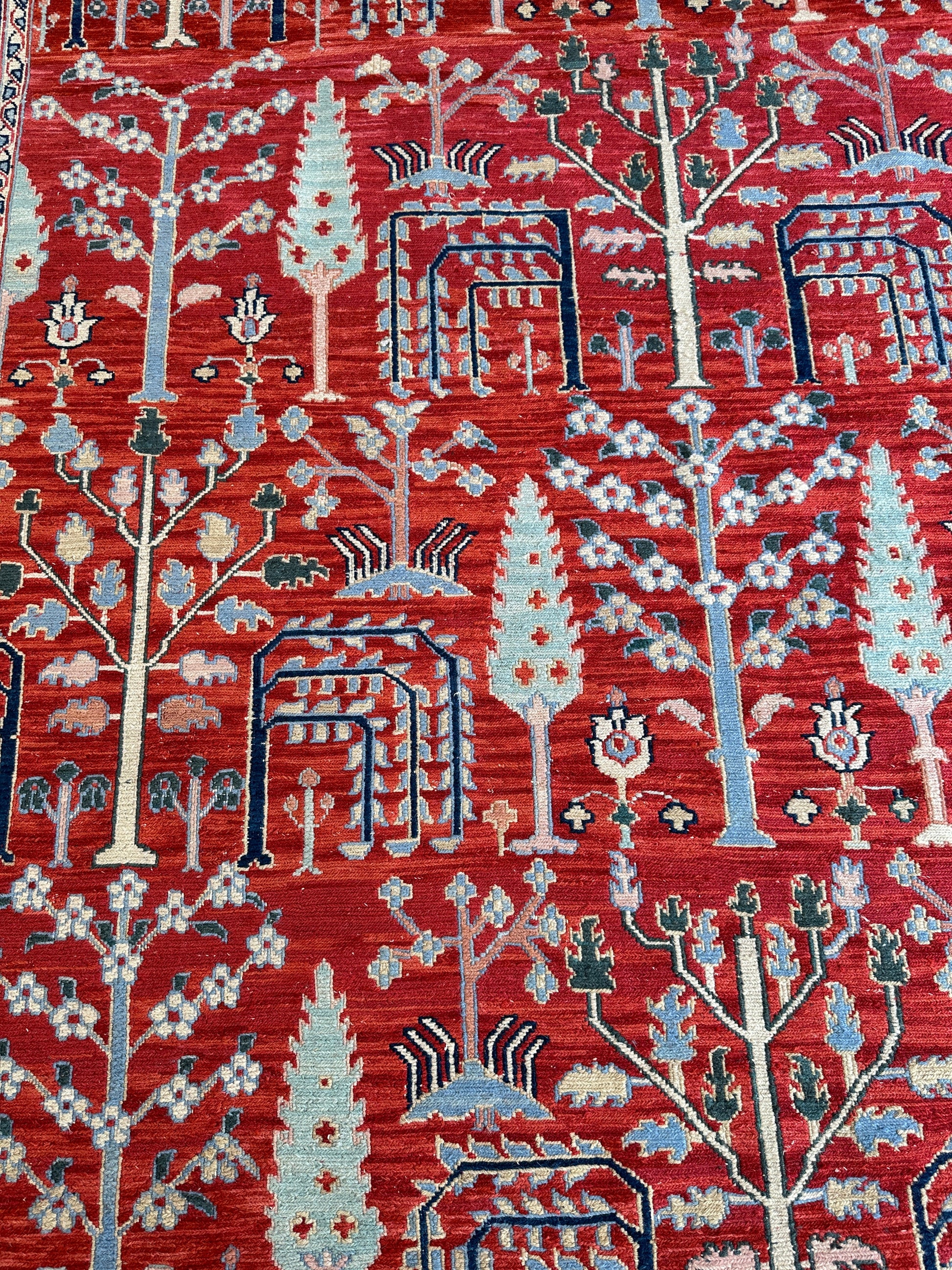 Handwoven Soumak Multicolor Wool Area Rug – 8’ x 10’ - Nuvé