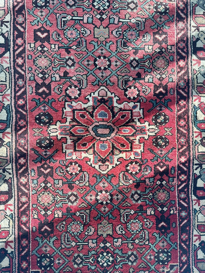 Vintage Persian Hamadan Rug 3’7” x 6’8” - Nuvé