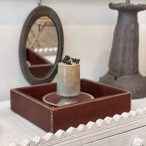 Monedas | Cedar Wood + Leather Valet Tray - Nuvé