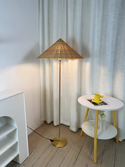 Bamboo Hat Floor Lamp - Nuvé