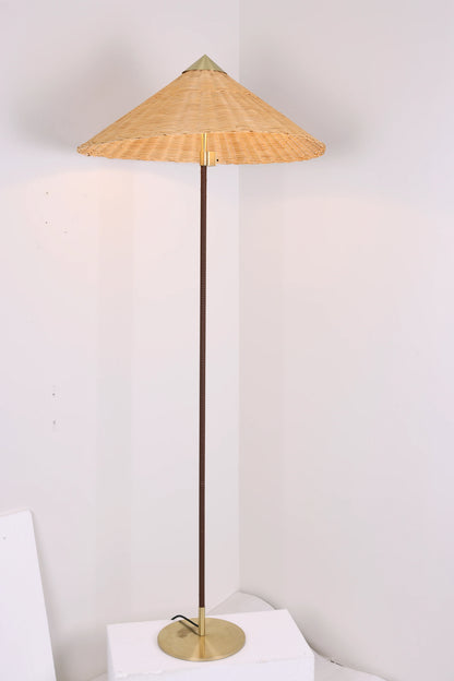 Bamboo Hat Floor Lamp - Nuvé