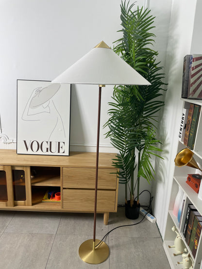 Bamboo Hat Floor Lamp - Nuvé
