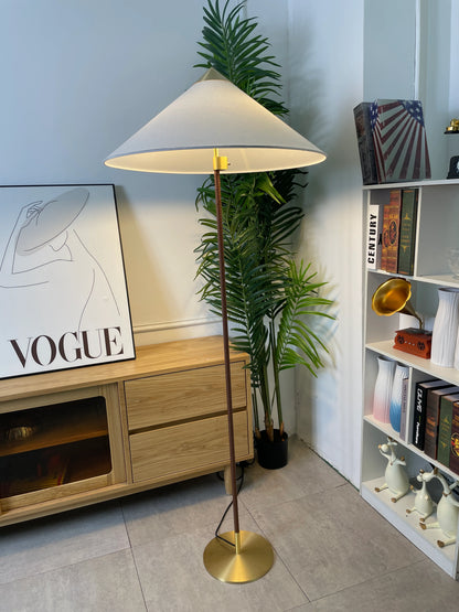 Bamboo Hat Floor Lamp - Nuvé