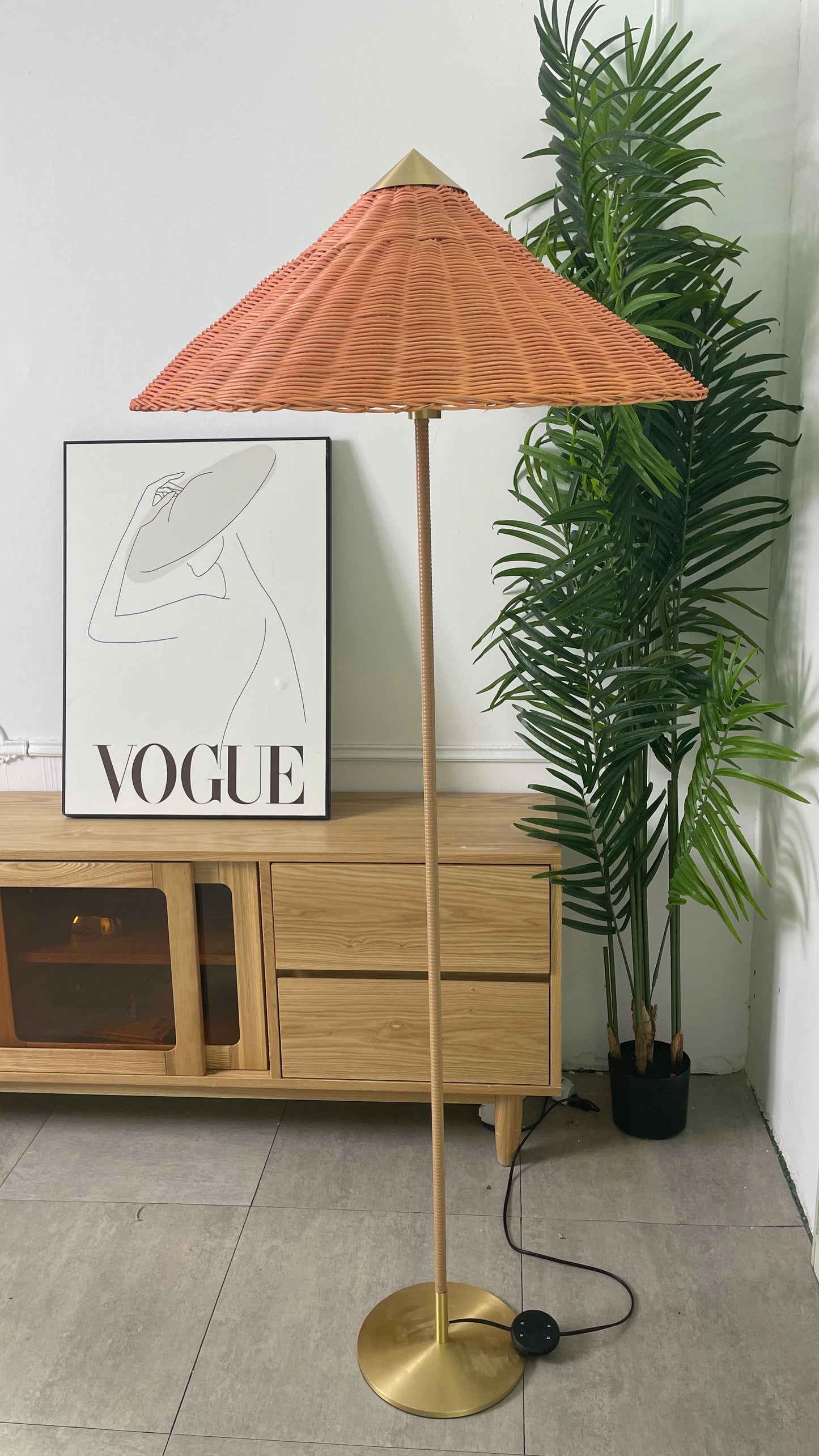 Bamboo Hat Floor Lamp - Nuvé