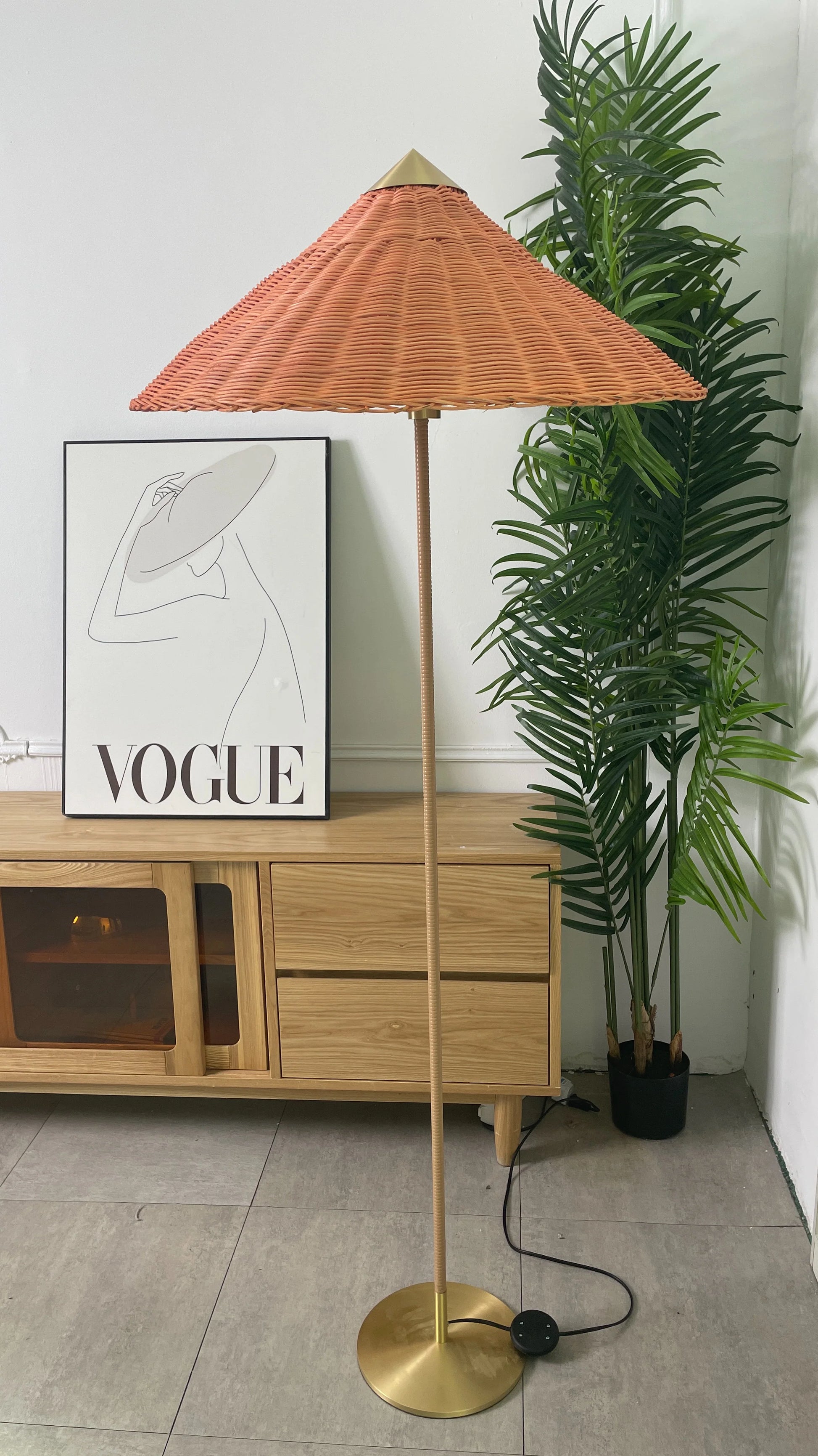 Bamboo Hat Floor Lamp - Nuvé