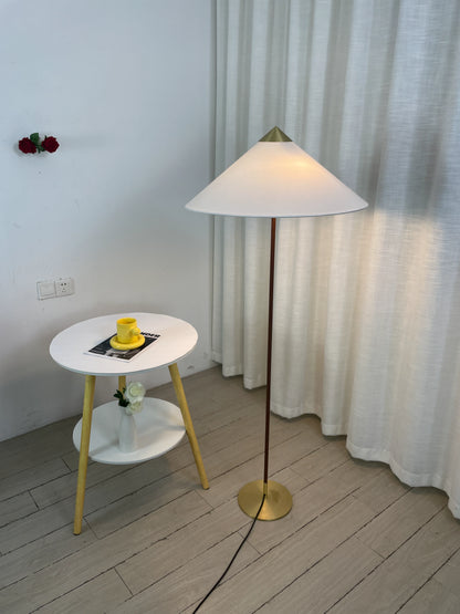 Bamboo Hat Floor Lamp - Nuvé