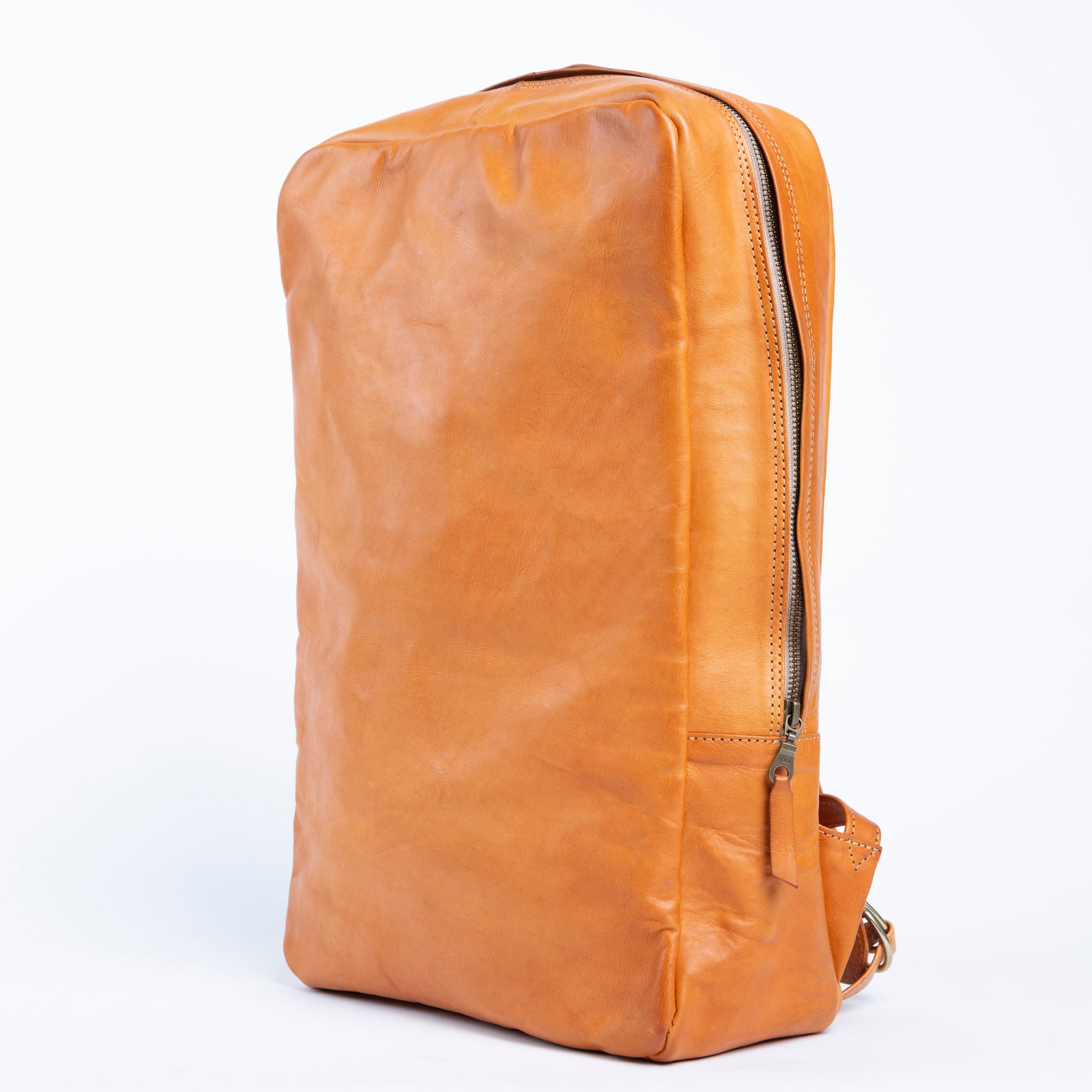 Aventura | All Leather Laptop Backpack - Nuvé