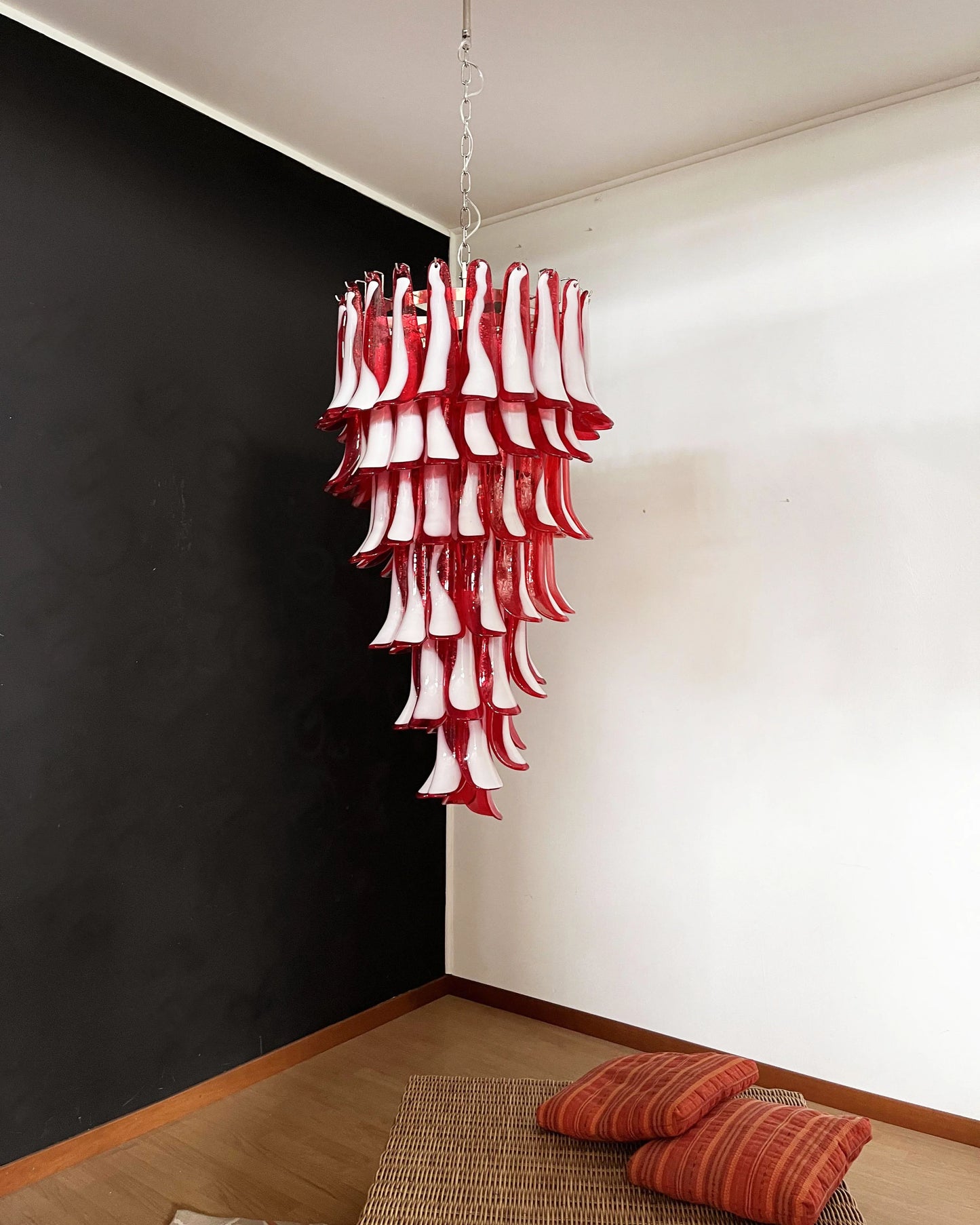 Petals Spiral Murano Red Chandelier - Nuvé