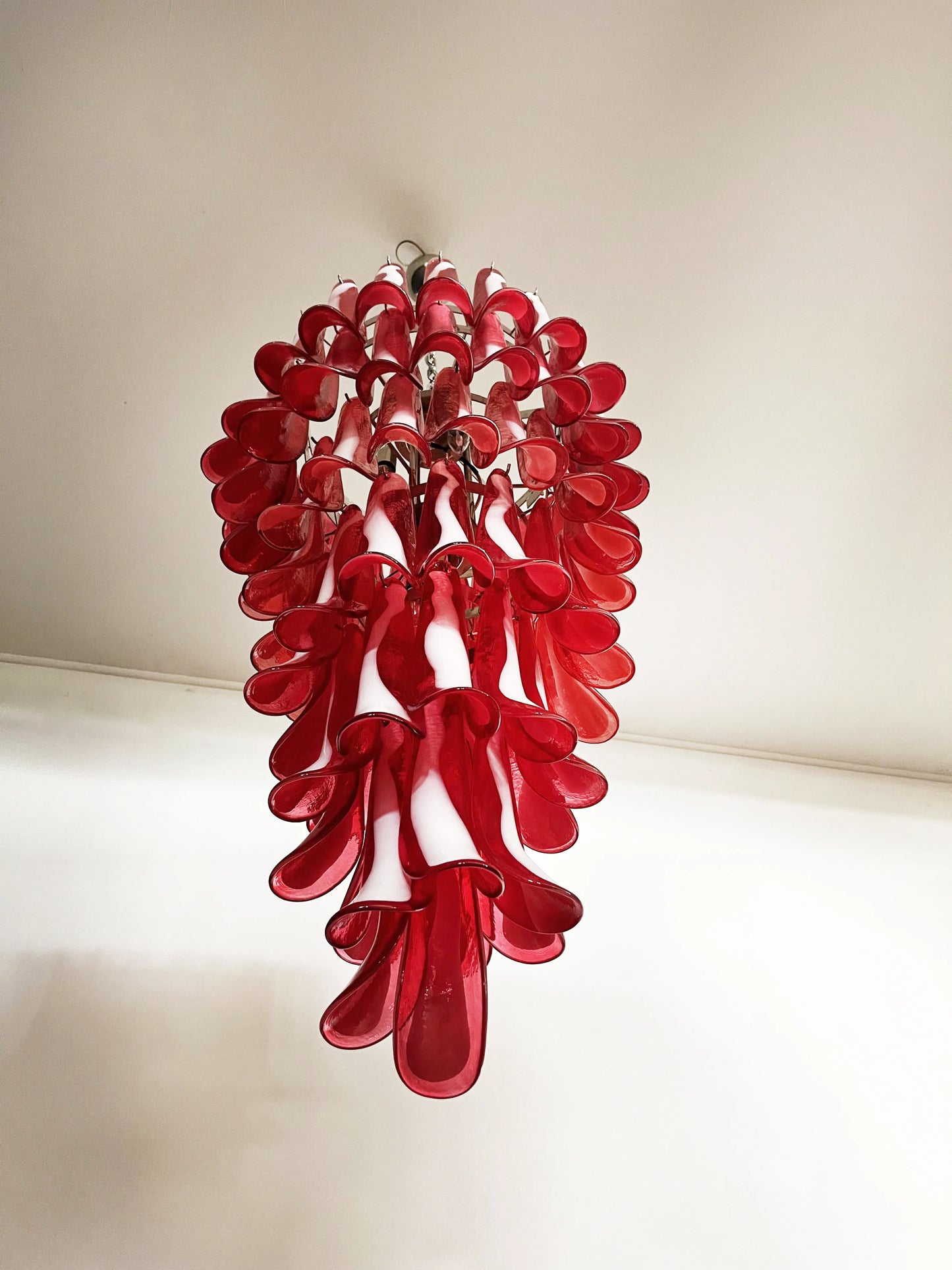 Petals Spiral Murano Red Chandelier - Nuvé