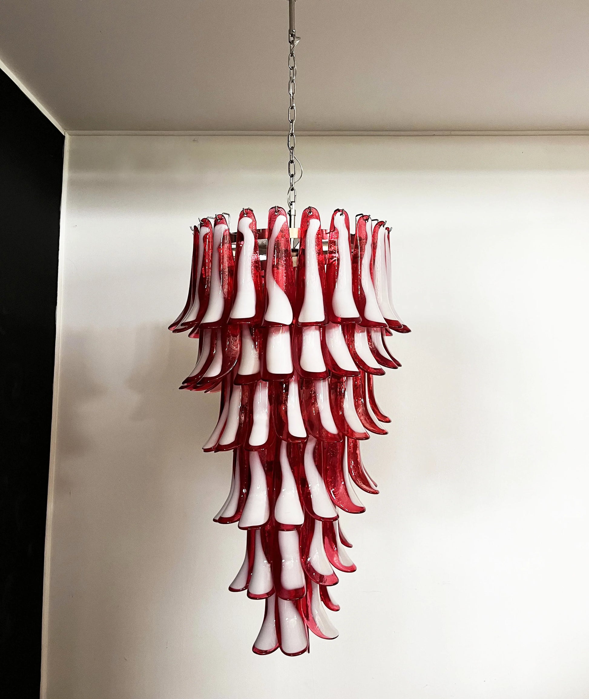 Petals Spiral Murano Red Chandelier - Nuvé