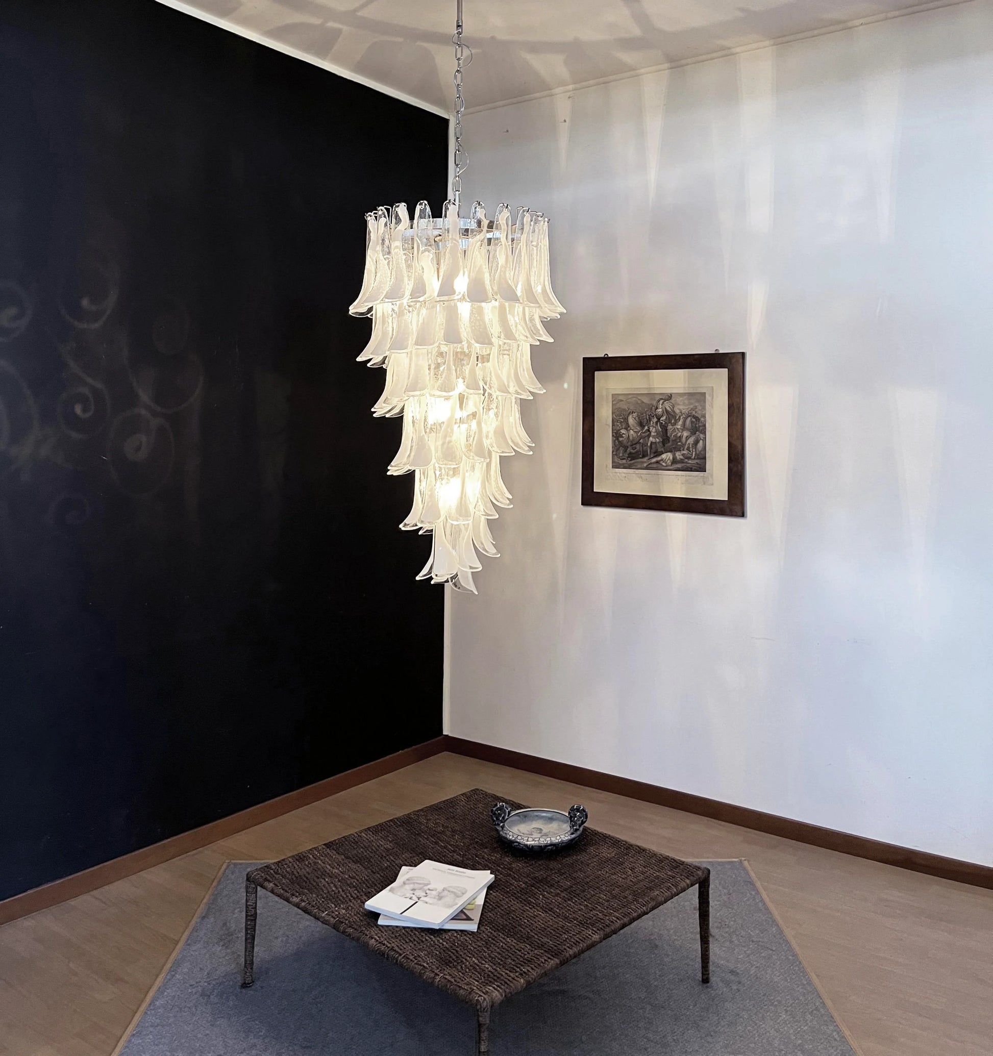 Petals Spiral Murano Transparent Chandelier - Nuvé