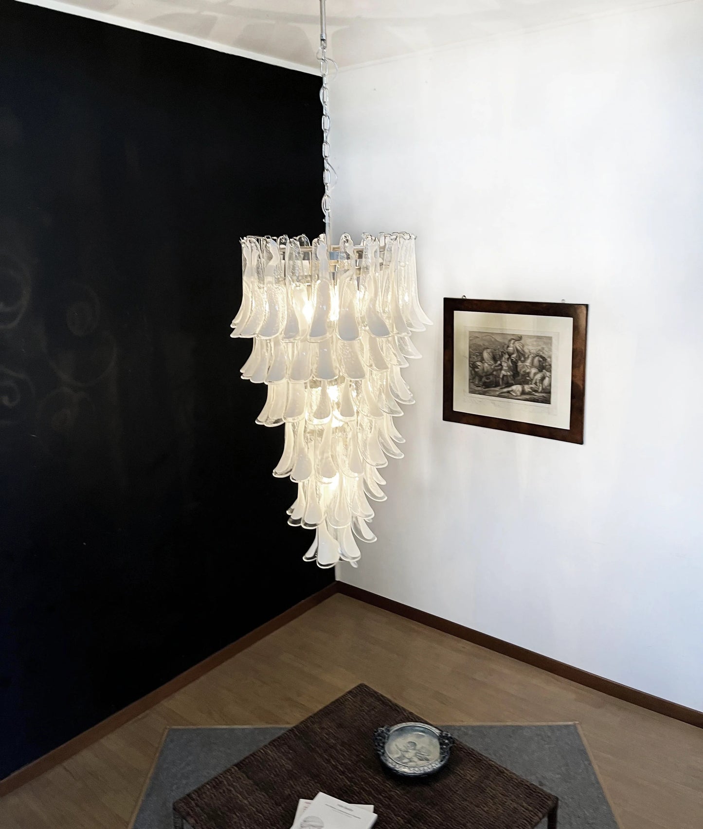Petals Spiral Murano Transparent Chandelier - Nuvé