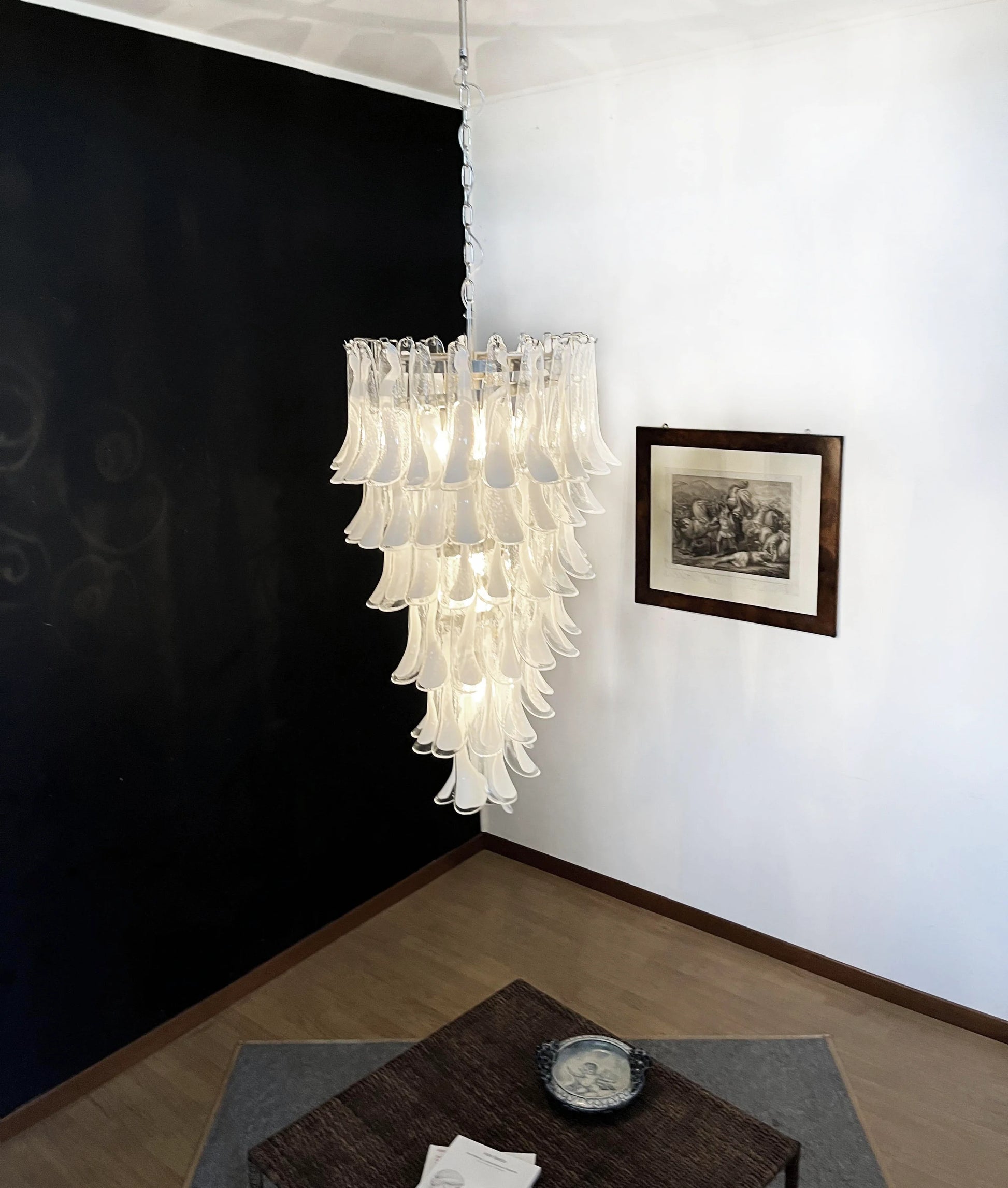 Petals Spiral Murano Transparent Chandelier - Nuvé