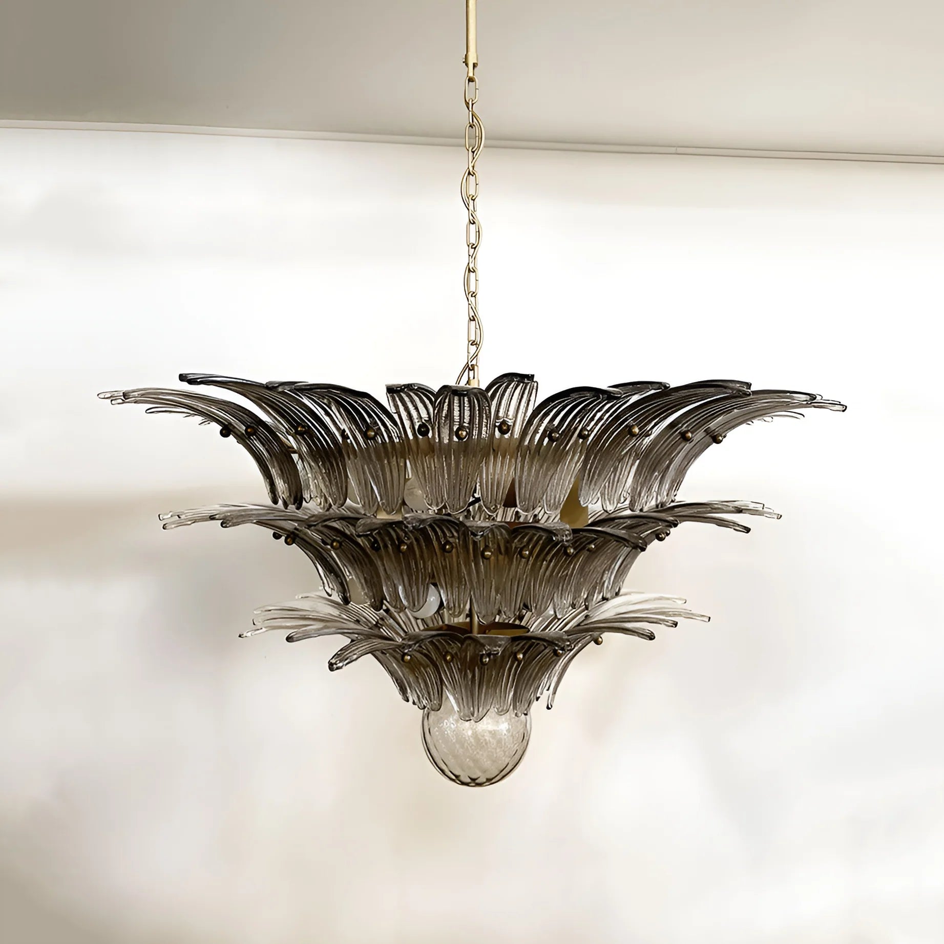 Beautifully Murano Palmette Smoked Chandelier - Nuvé