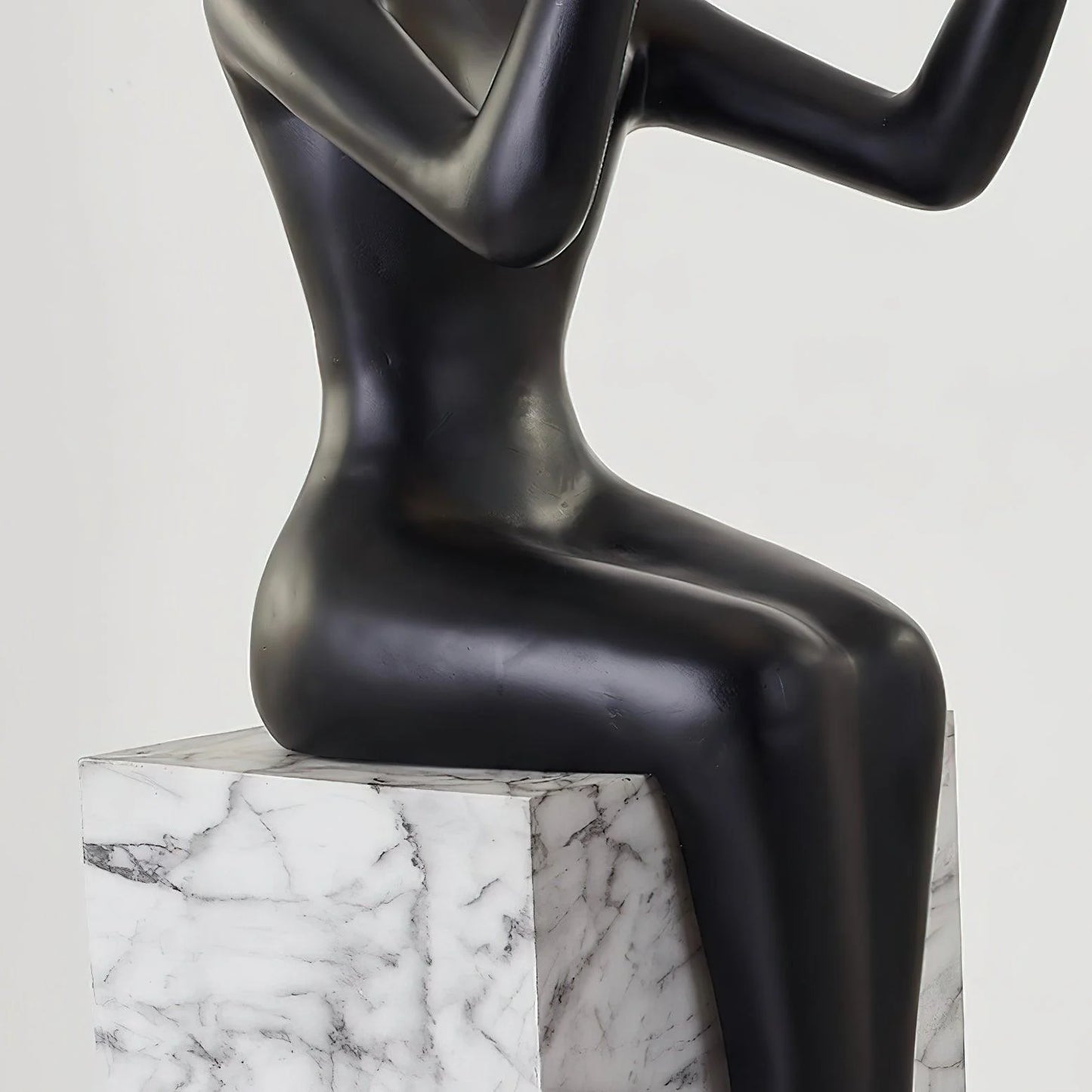 Bella Sitting Sculpture Floor Lamp - Nuvé