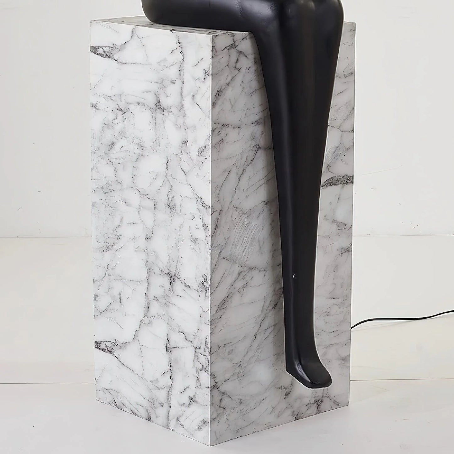 Bella Sitting Sculpture Floor Lamp - Nuvé