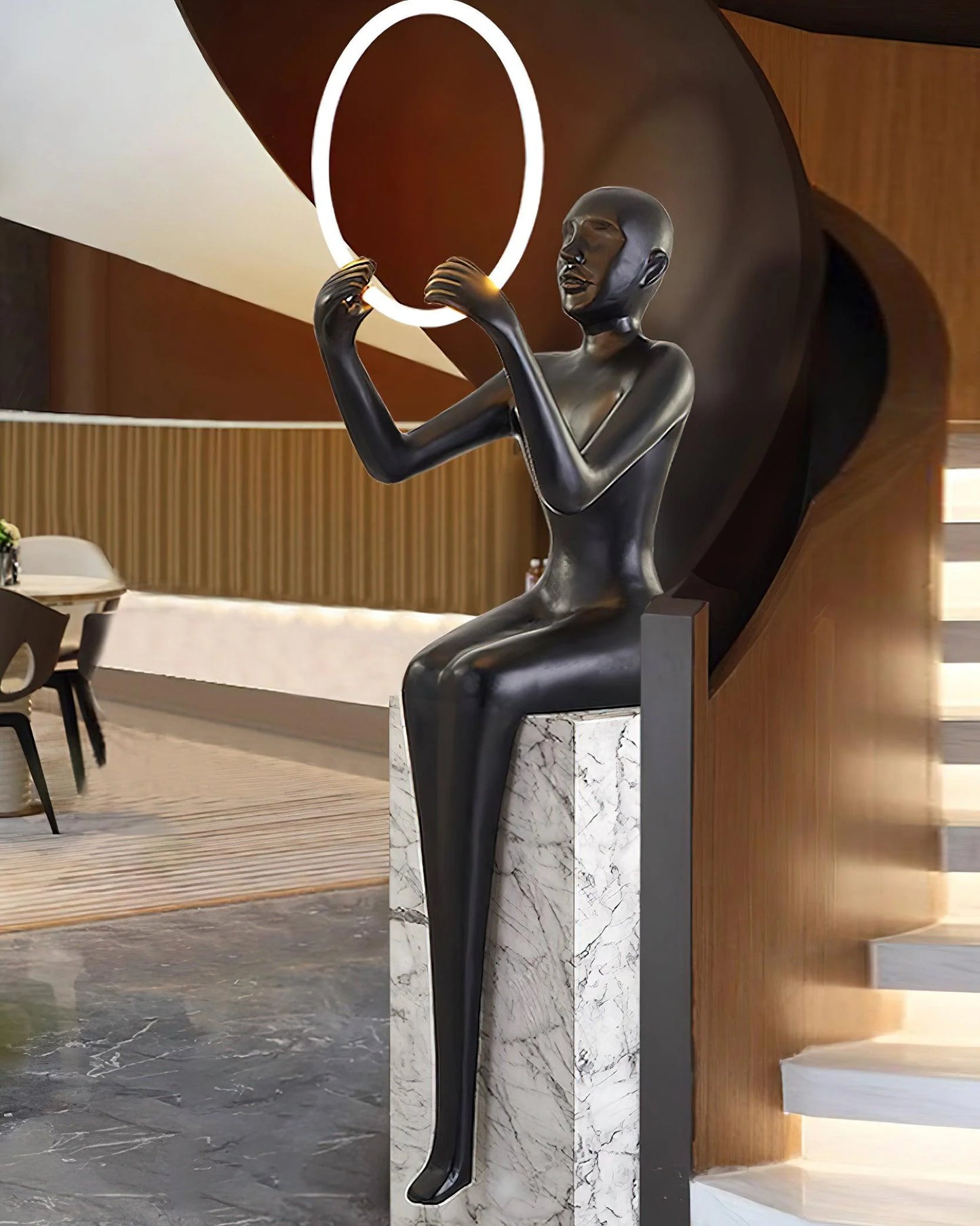 Bella Sitting Sculpture Floor Lamp - Nuvé