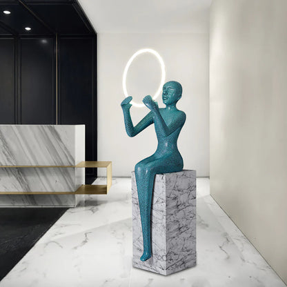 Bella Sitting Sculpture Floor Lamp - Nuvé