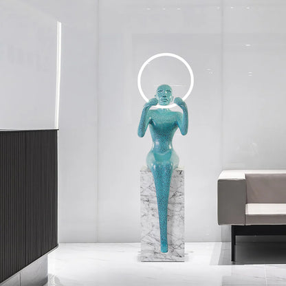 Bella Sitting Sculpture Floor Lamp - Nuvé