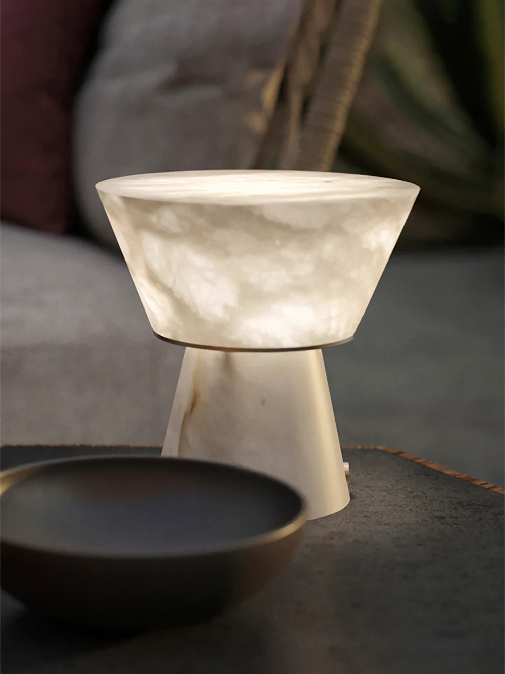 Conical Beta Alabaster Table Lamp - Nuvé