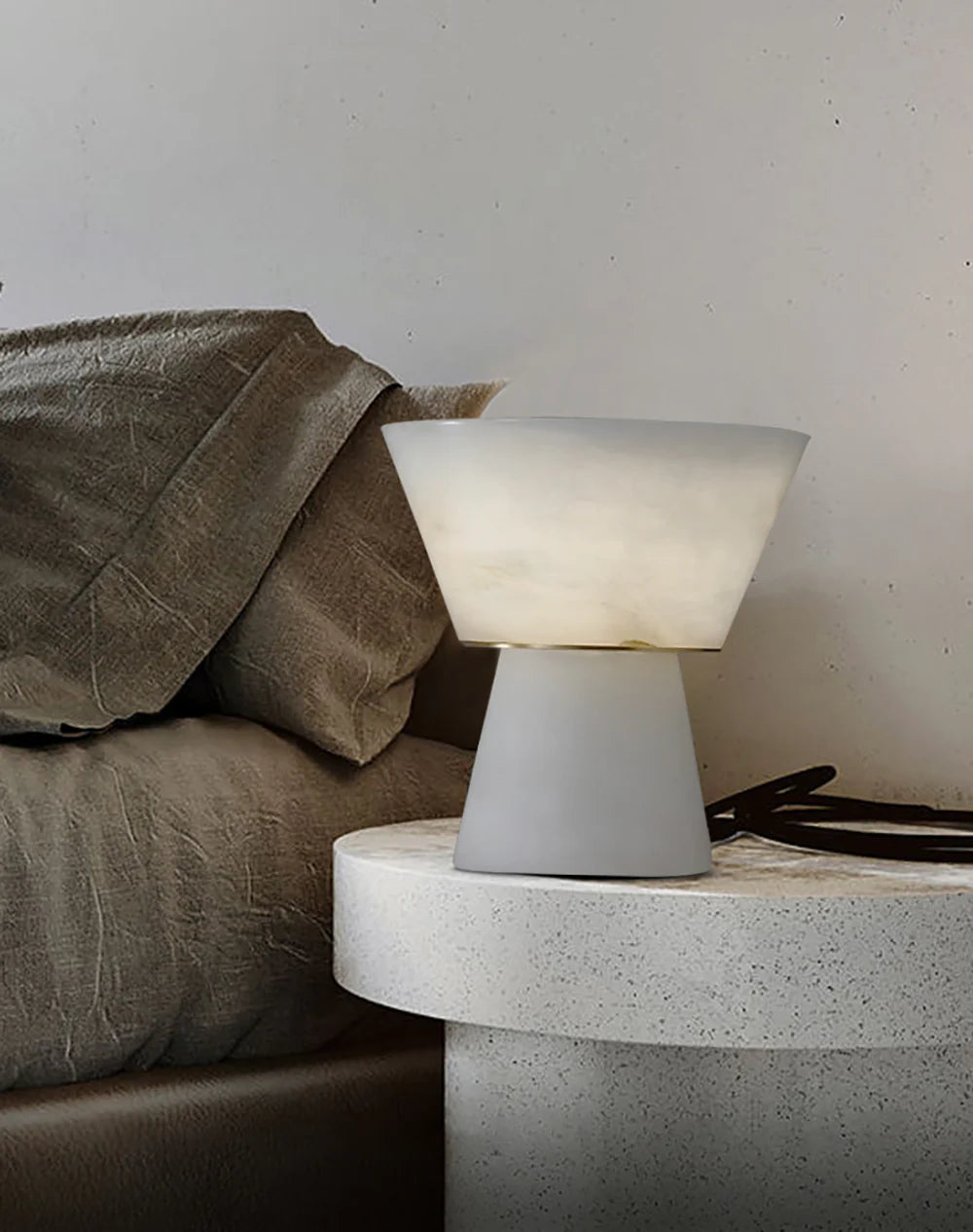 Conical Beta Alabaster Table Lamp - Nuvé