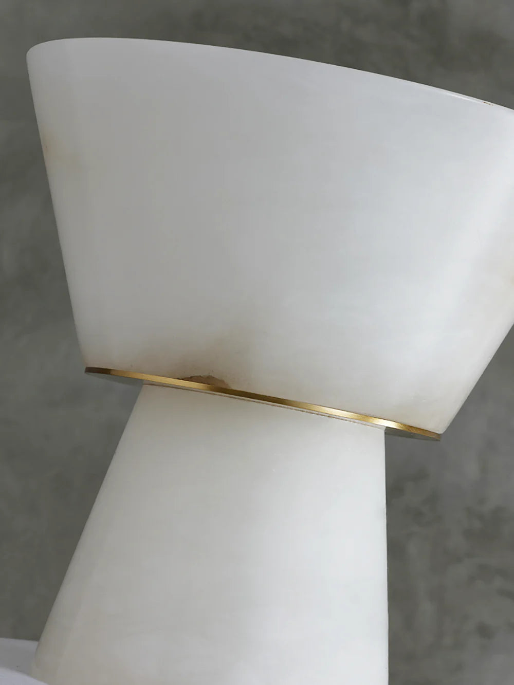 Conical Beta Alabaster Table Lamp - Nuvé
