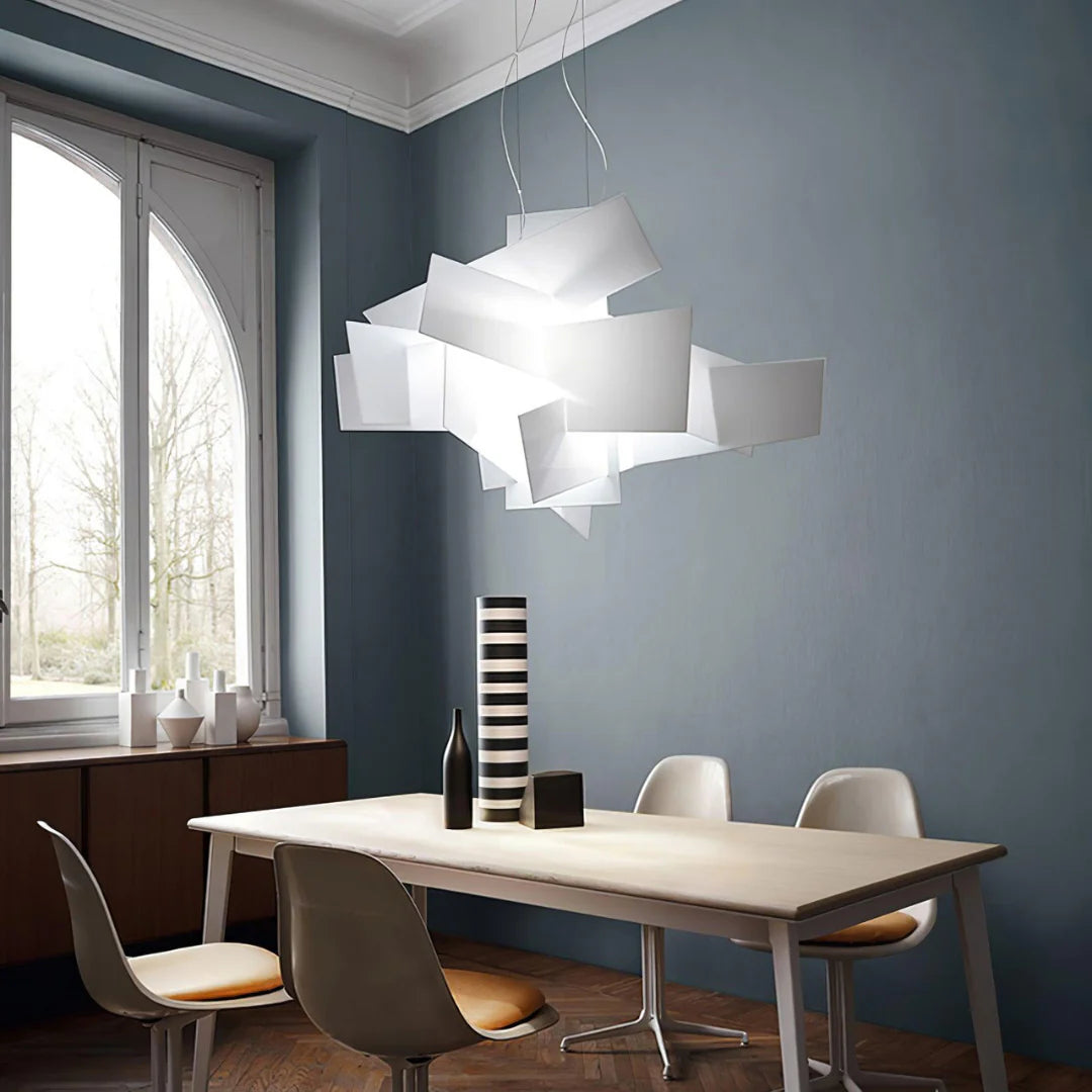 Big Bang Acrylic Chandelier - Nuvé