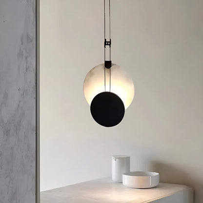Black Paint Iron Disc Marble Pendant Lamp - Nuvé
