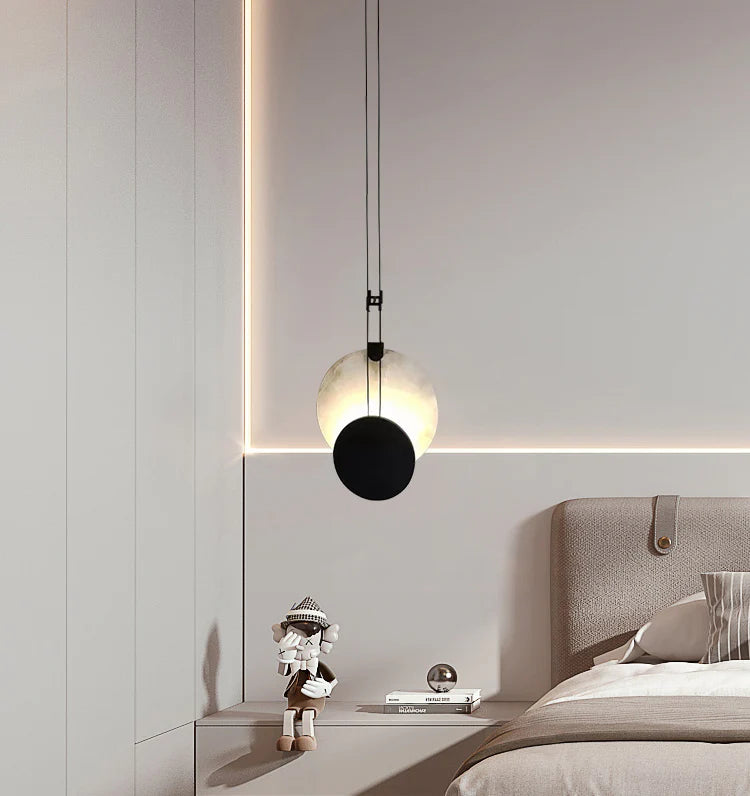 Black Paint Iron Disc Marble Pendant Lamp - Nuvé