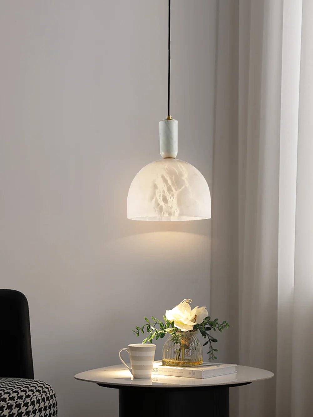 Brass Blair Alabaster Pendant Light - Nuvé