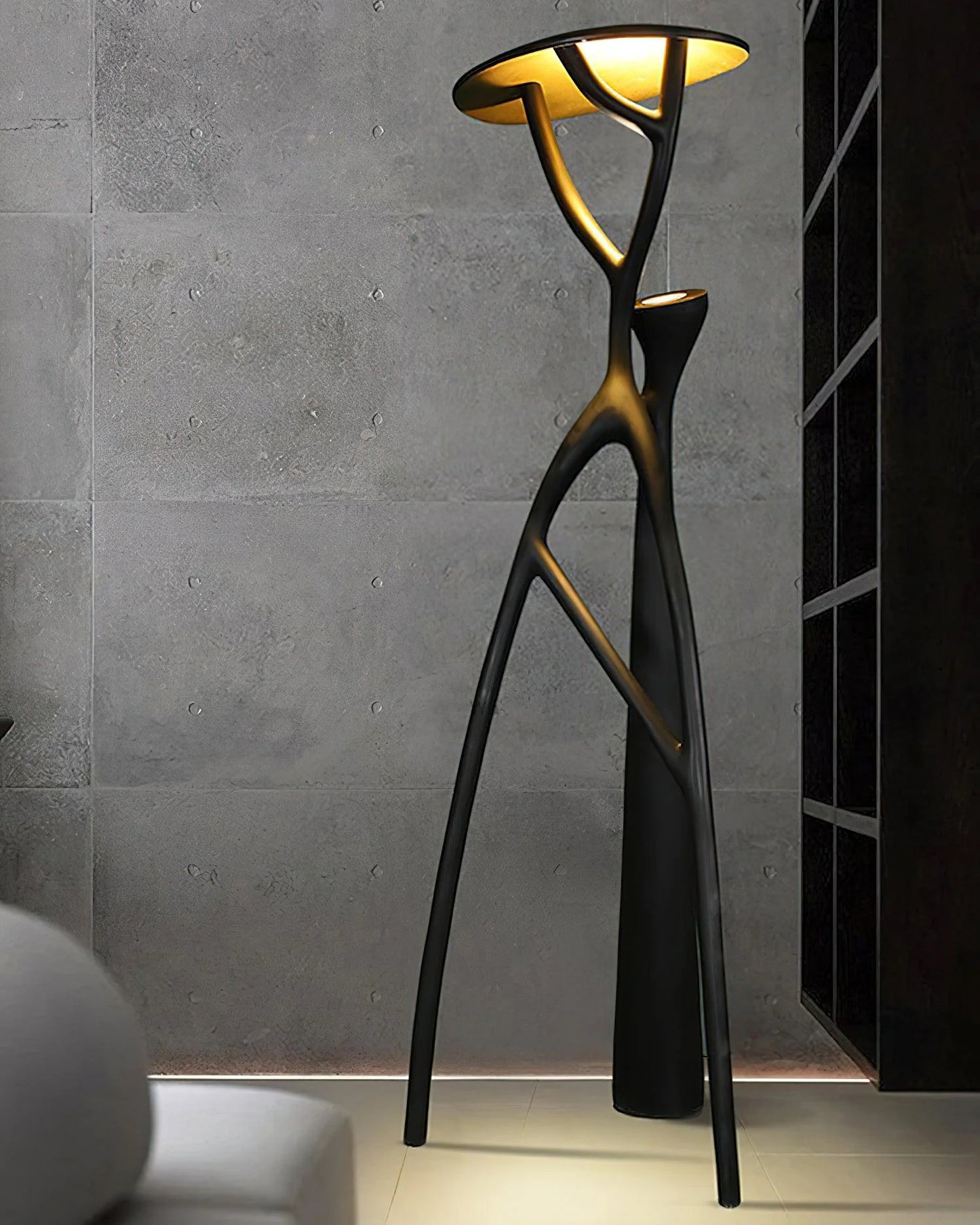 Blonski Black Statue Floor Lamp - Nuvé