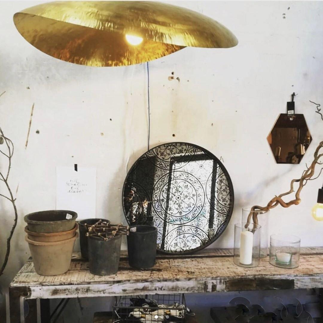 Hammered Pendant Light - Nuvé