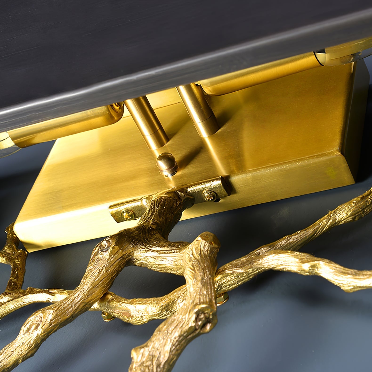 Brass Branch Wall Lamp - Nuvé