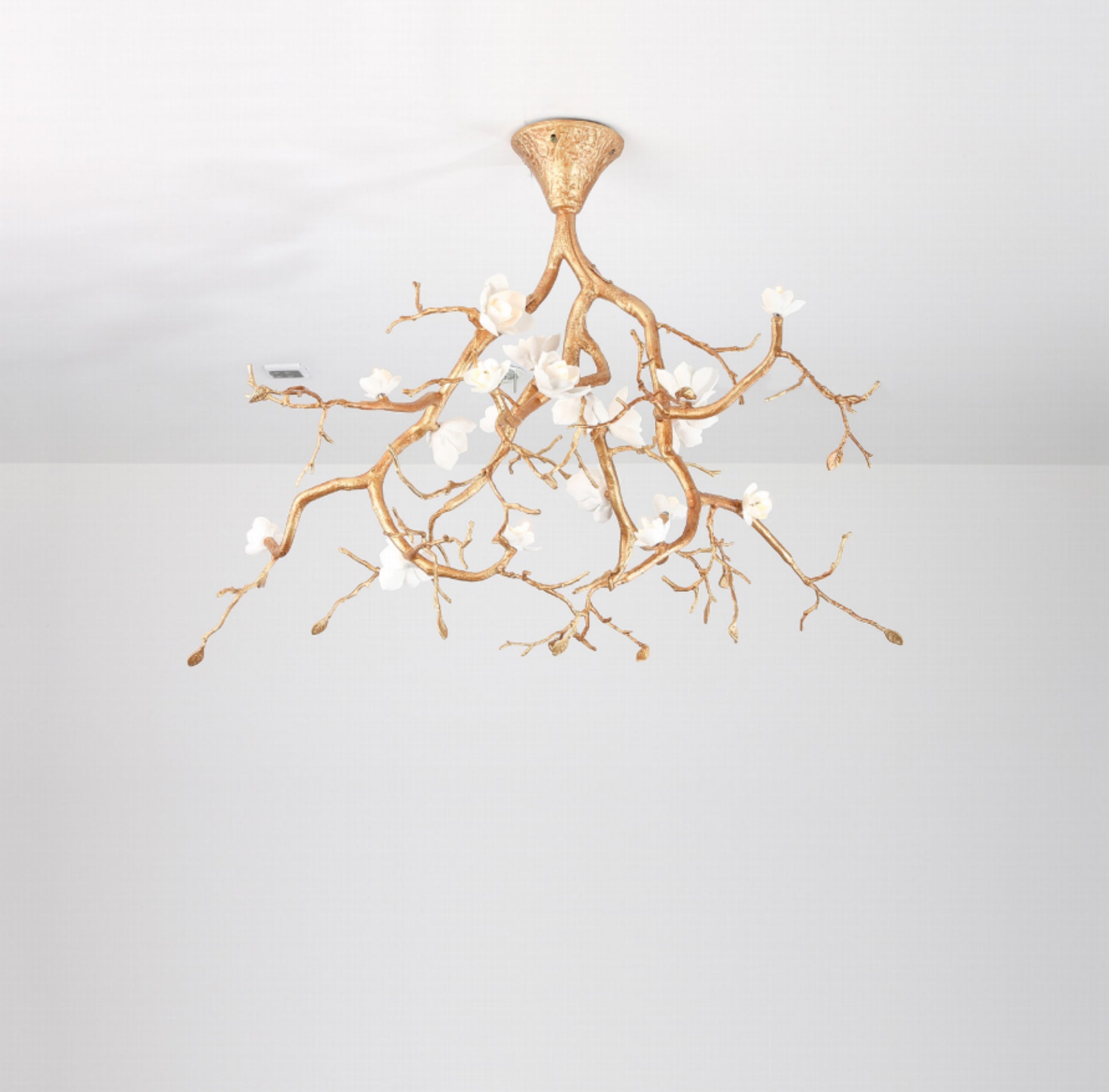 Tree Branches Flower Ceiling Lamp - Nuvé