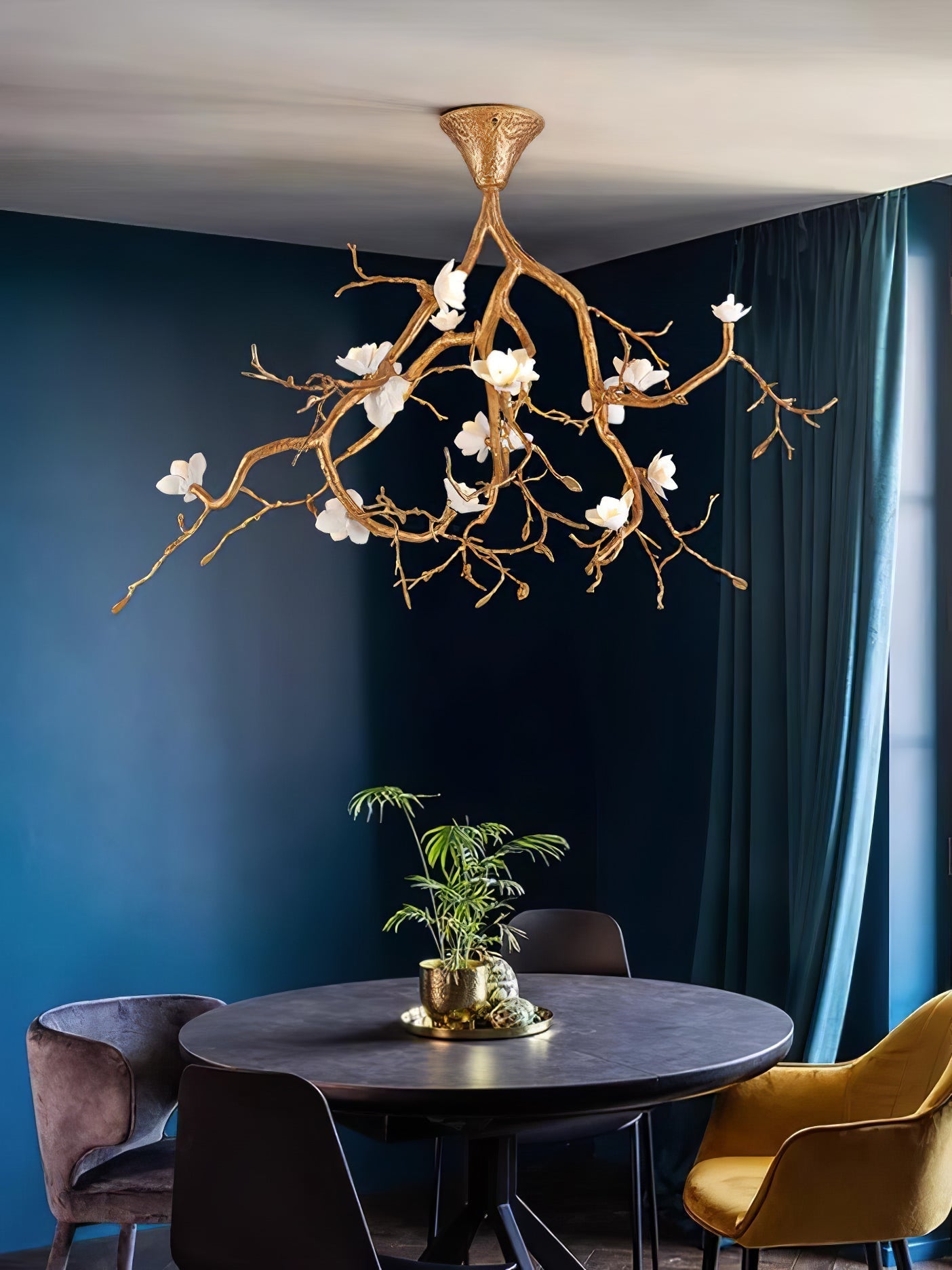 Tree Branches Flower Ceiling Lamp - Nuvé