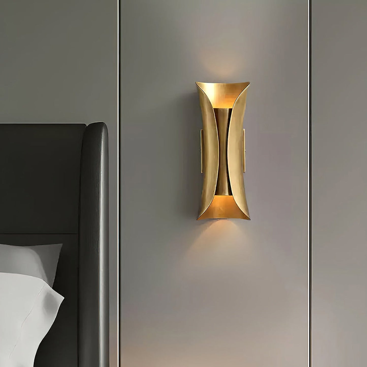 Bronze Modern Wall Lamp