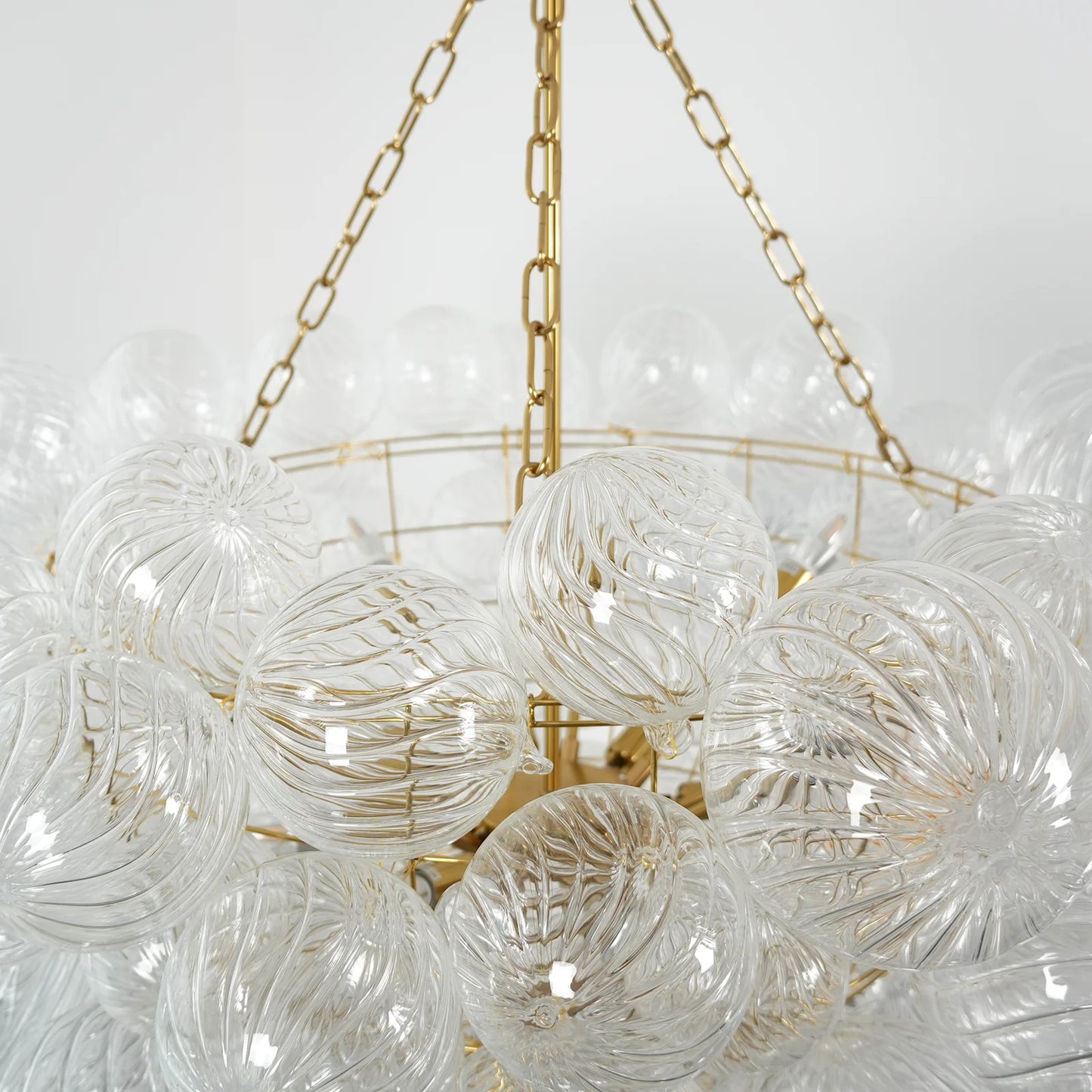 Bubbles Glass Ball Chandelier - Nuvé