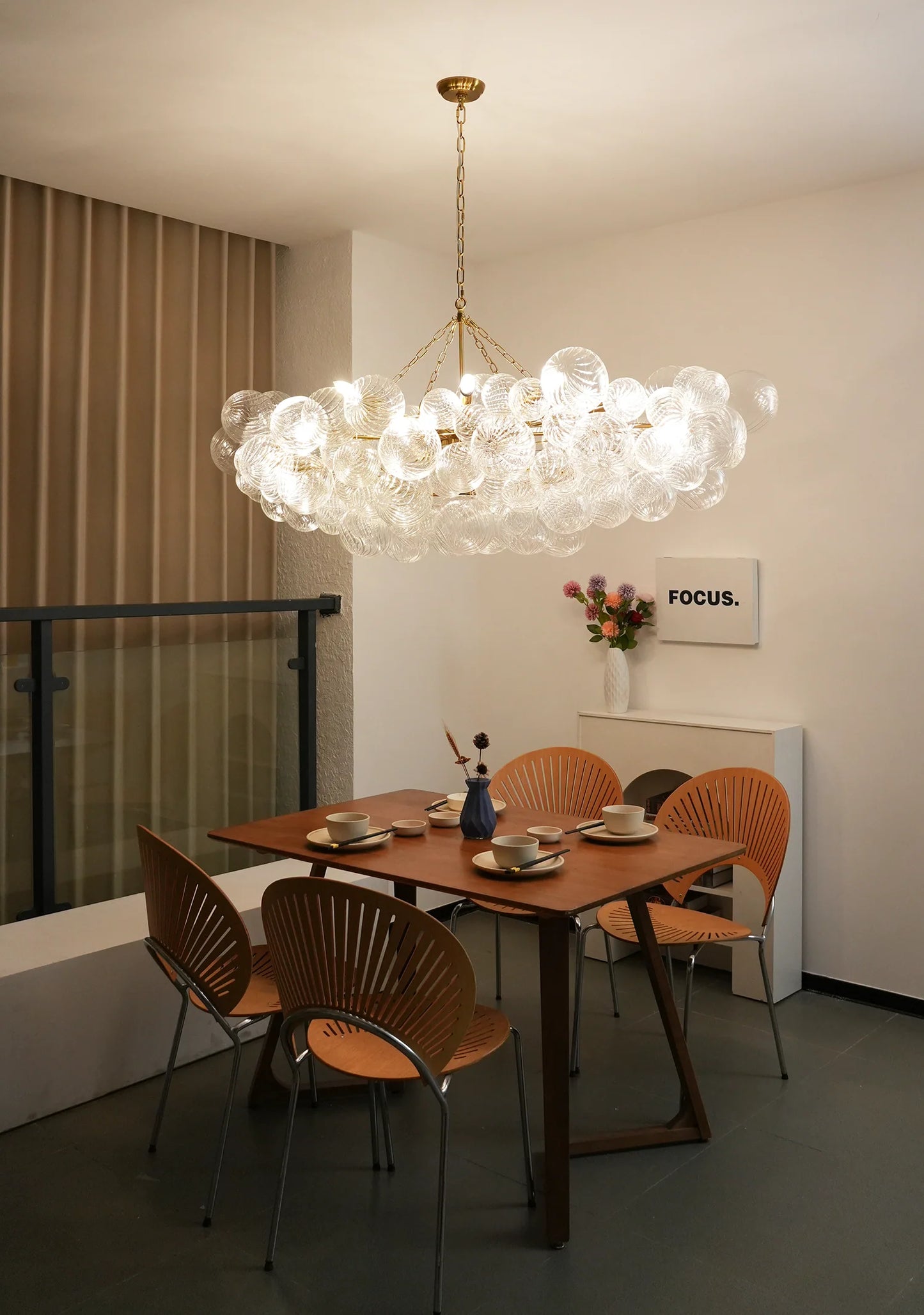 Bubbles Glass Ball Chandelier - Nuvé