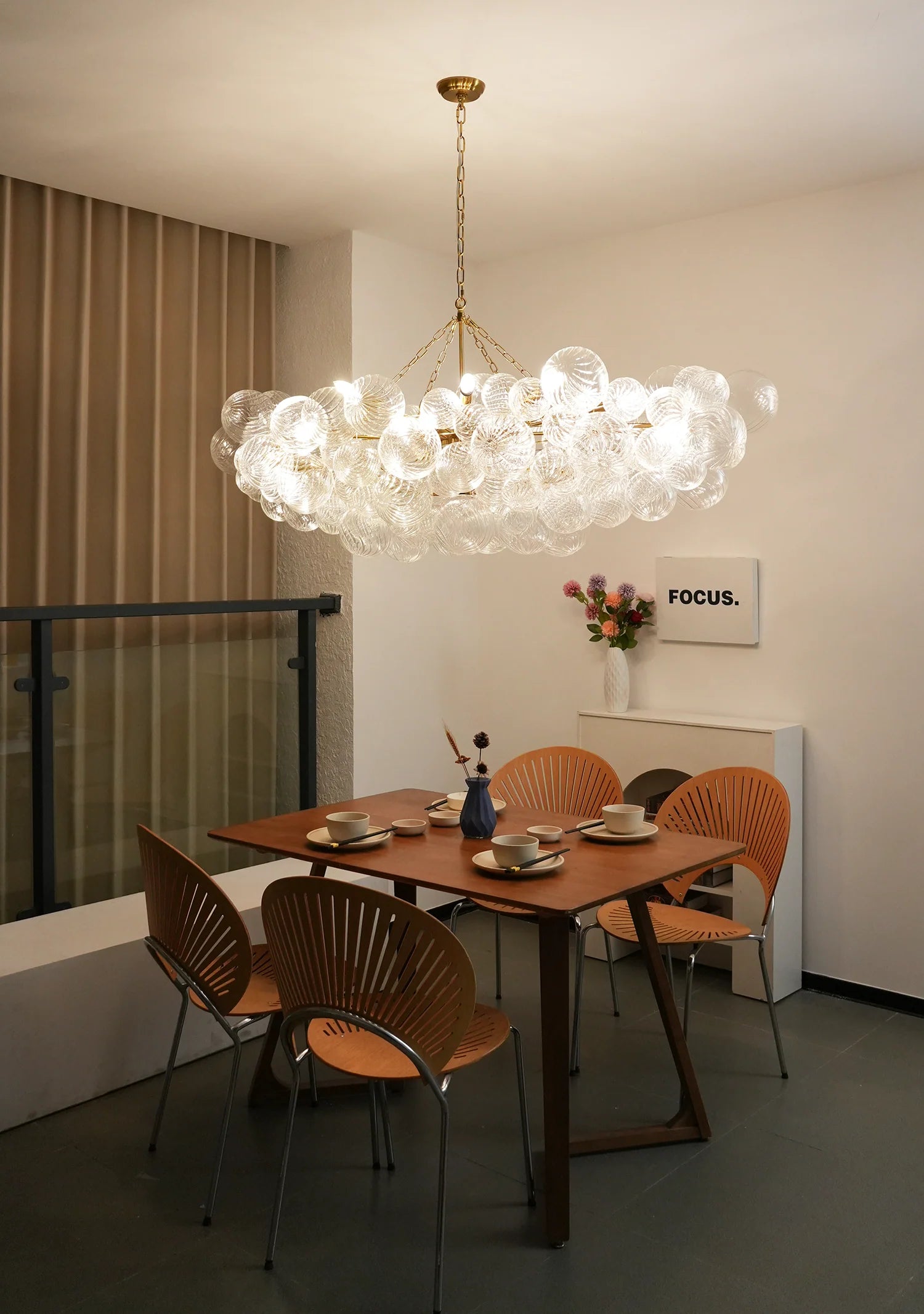 Bubbles Glass Ball Chandelier - Nuvé