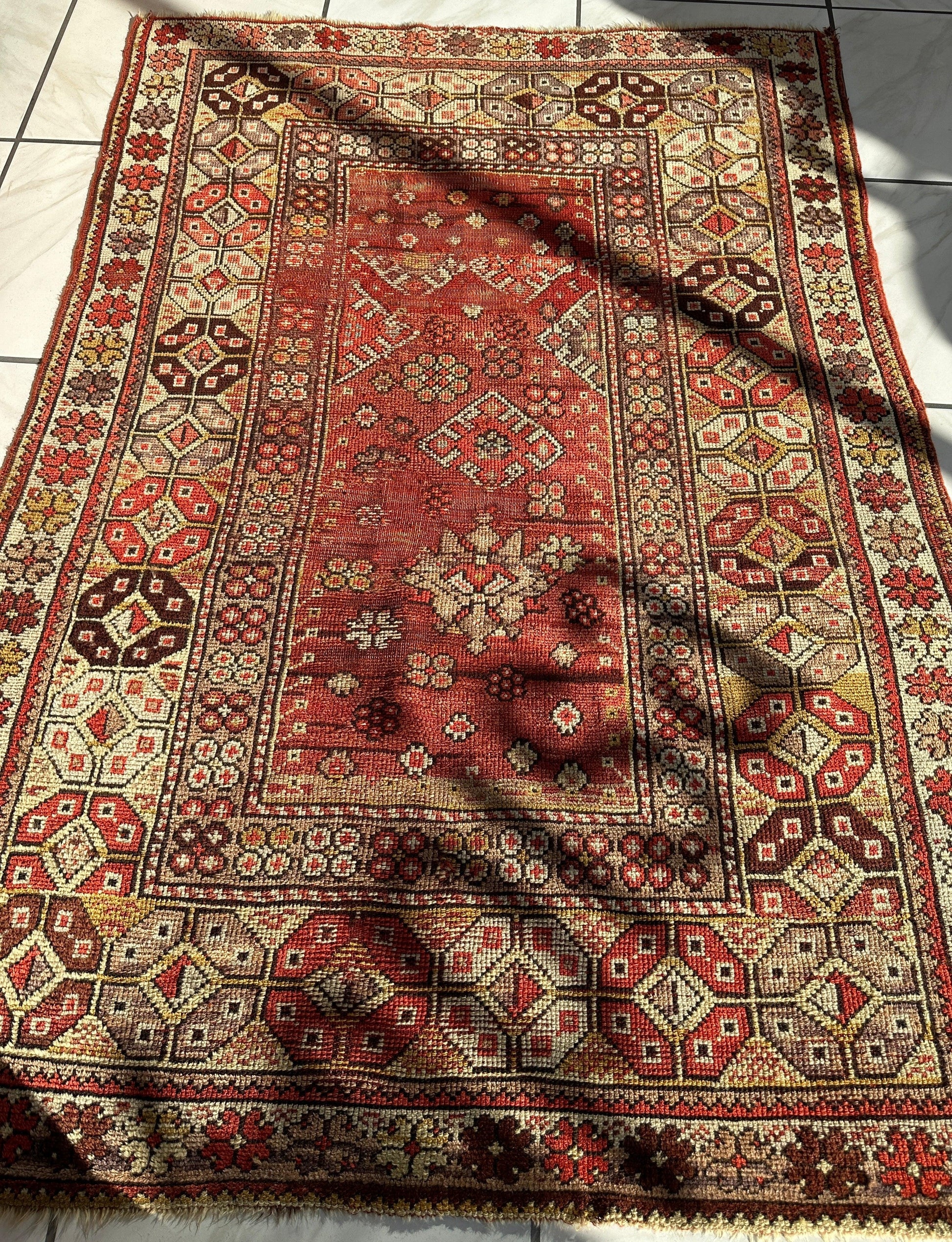 Antique Turkish Wool Distressed Prayer Rug 4’3” x 5’11” - Nuvé