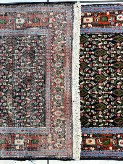 Vintage Persian Senneh Runner Rug - 2'8" x 9'8" - Handwoven Wool, Circa 1960-1980 - Nuvé