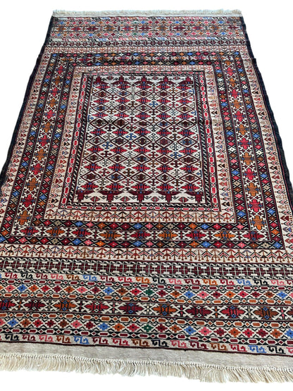 Hand-Woven Afghani Maliki Soumak Wool Kilim Rug - 4'2" x 6'6" - Nuvé