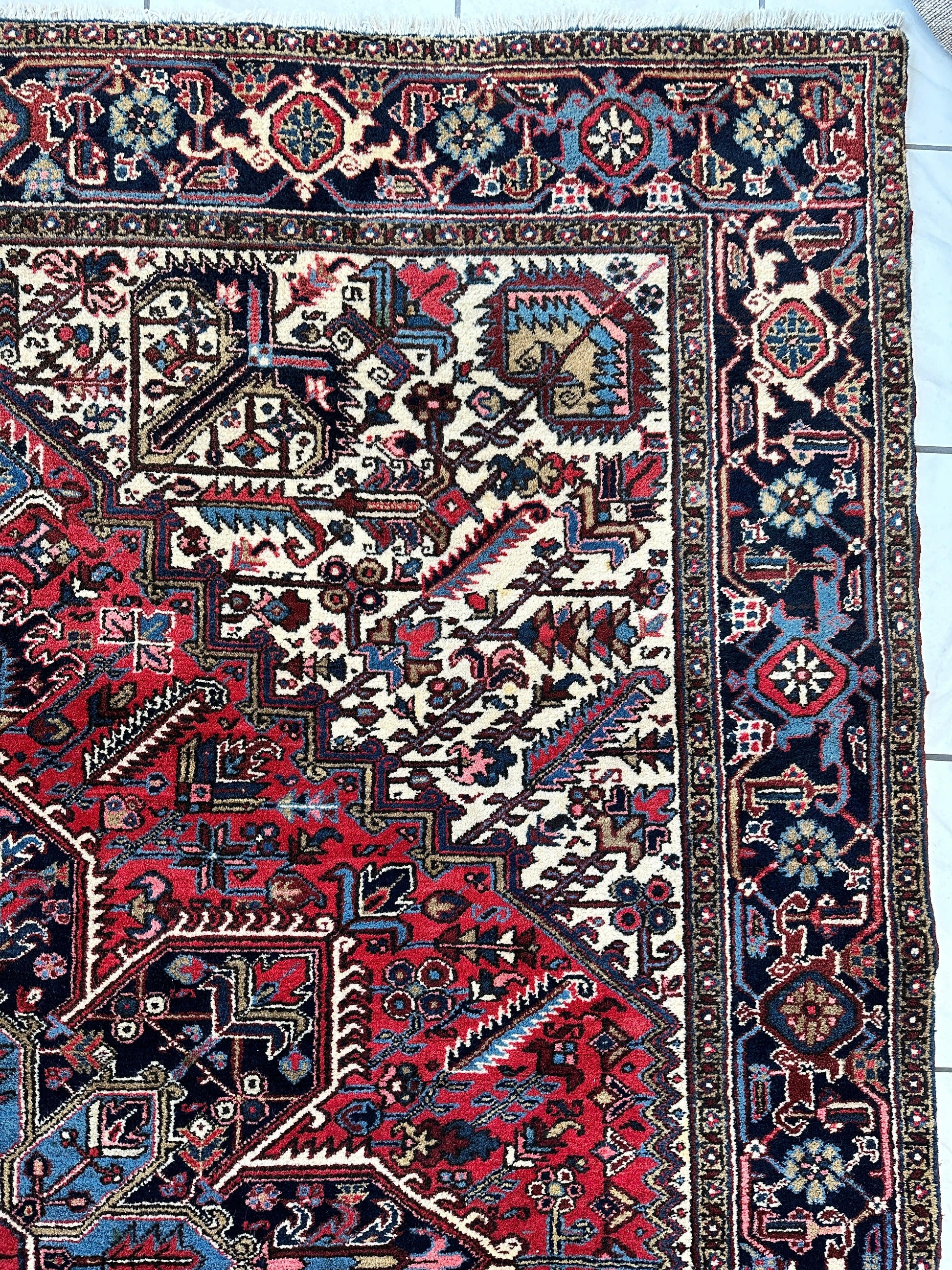 Hand-Knotted Persian Heriz Wool Rug – 9’ x 12’ – Geometric Medallion Design - Nuvé