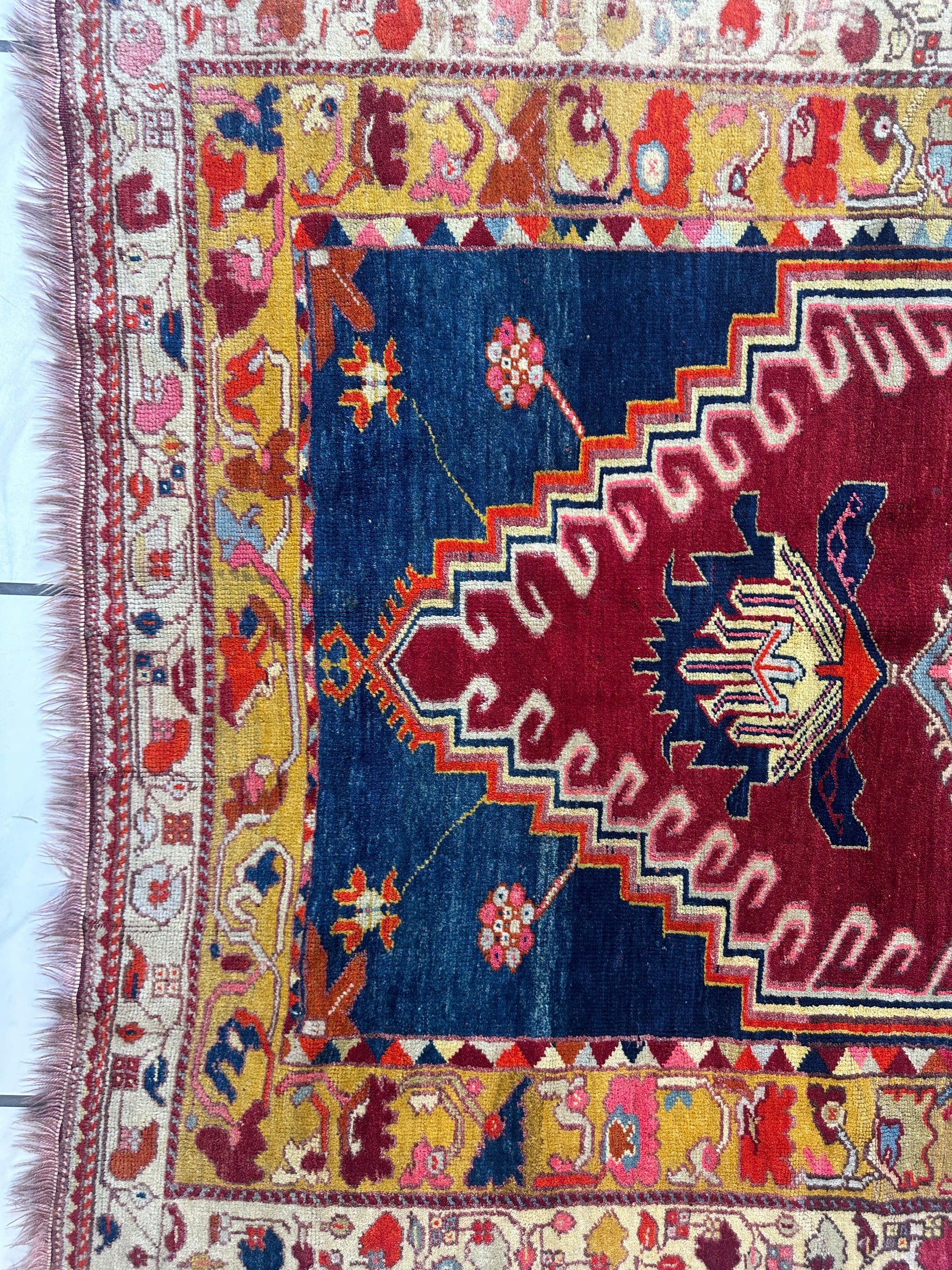 Hand-Knotted Antique Turkish Melas Wool Rug – 4'3" x 5'11" – Vibrant Geometric Motifs - Nuvé