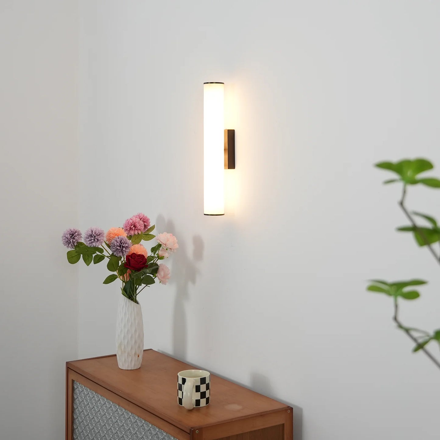 Cylindrical Callisto Alabaster Wall Lamp - Nuvé