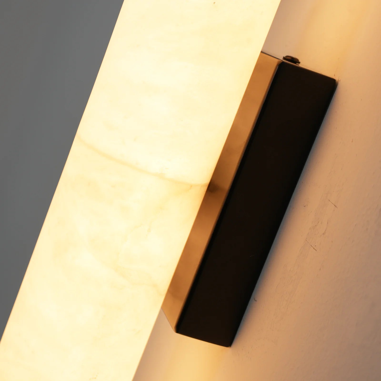 Cylindrical Callisto Alabaster Wall Lamp - Nuvé