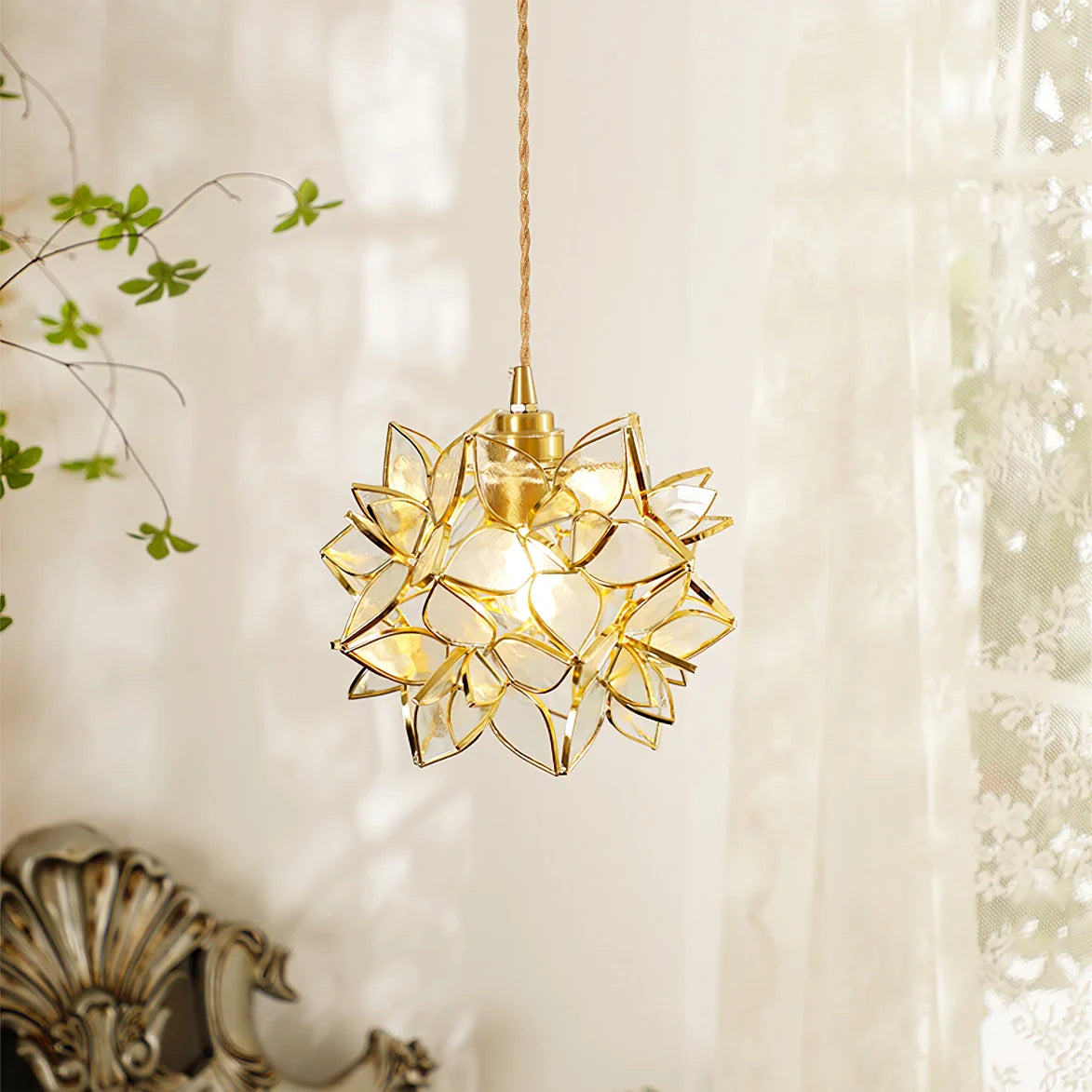 Capiz Pendant Lamp - Nuvé